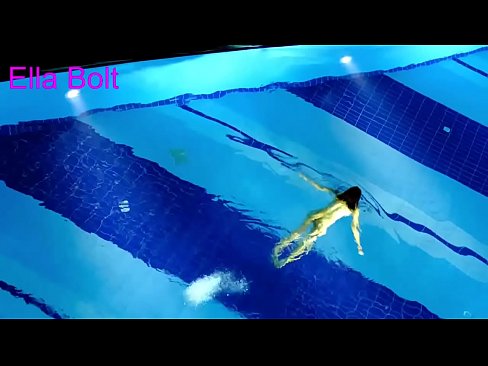 ❤️ నేను చూడటం ఆపలేను, ELLA BOLT రిసార్ట్ పూల్‌లో నగ్నంగా ఈత కొడుతూ దొరికిన యువ అందగత్తె ️❌ రష్యన్ పోర్న్ te.kutjeporno.ru ️❤